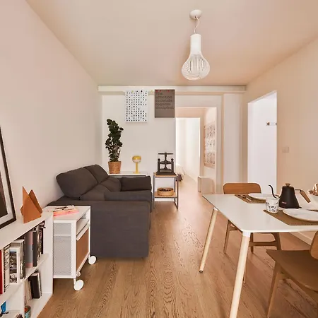 Giardino Segreto, In Centro * Triest